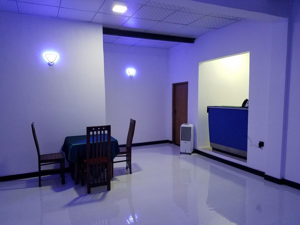 Yashumi Homestay Dambulla Exterior photo